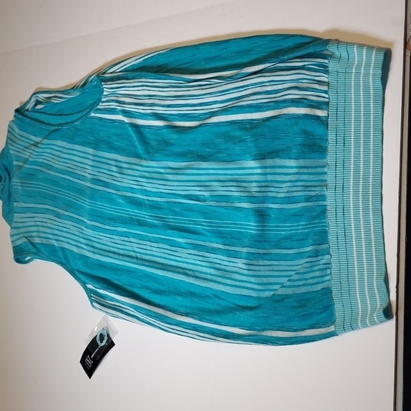 INC Concepts Clear Skies Top Size Large - Picture 10 of 13